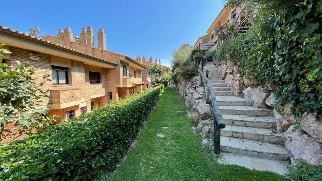 Vakantiehuis Residencial Bella Donna Lux House, Jacuzzi Y Piscina Privada *